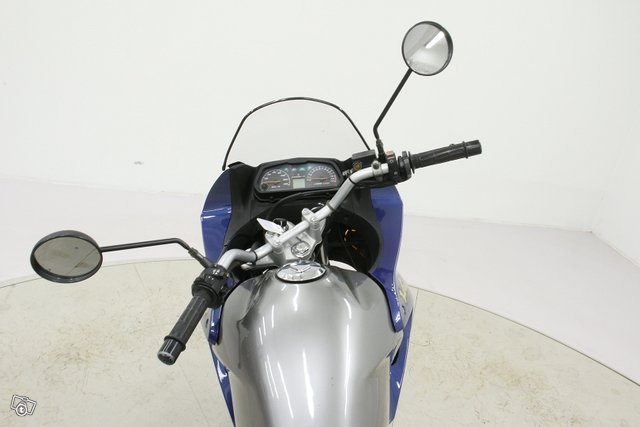 Honda XL 9