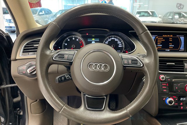 AUDI A4 11