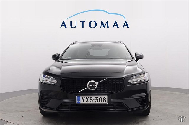 Volvo V90 8