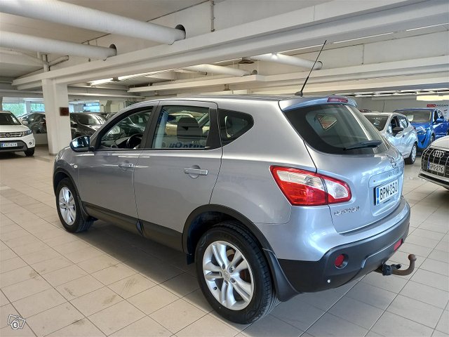 Nissan Qashqai 4