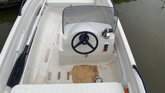 Terhi 4100 Verde, Johnson 30hp 3