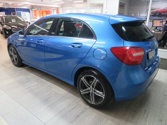 Mercedes-Benz A 15