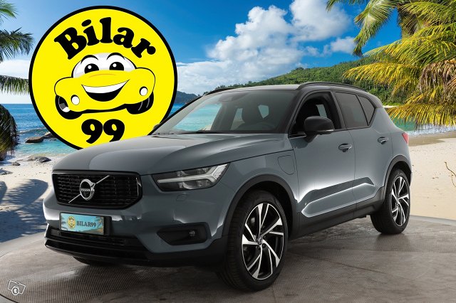 VOLVO XC40 1