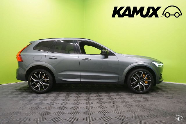 Volvo XC60 4