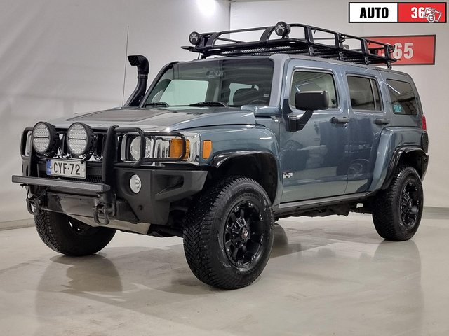 Hummer H3