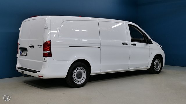 Mercedes-Benz VITO 2