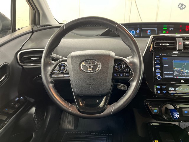 Toyota Prius 11