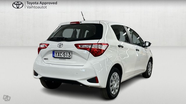 Toyota Yaris 5