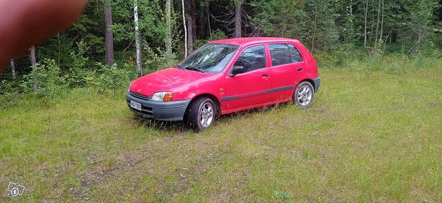 Toyota Starlet, kuva 1