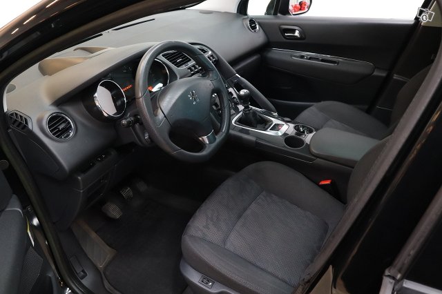 Peugeot 3008 9