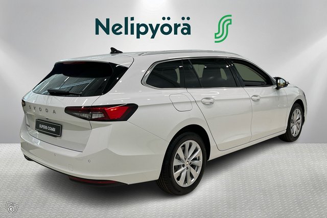 SKODA SUPERB 5