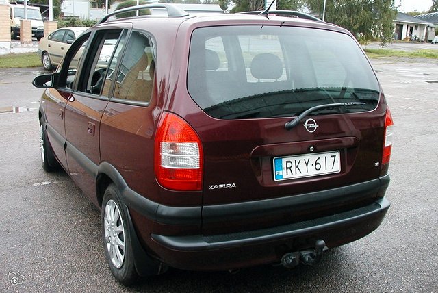 Opel Zafira 3