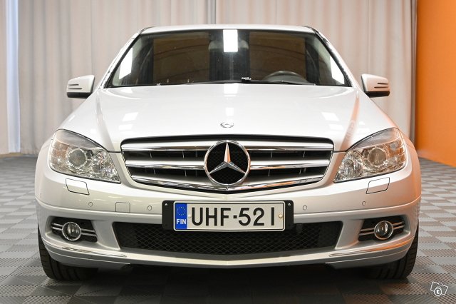 Mercedes-Benz C 2