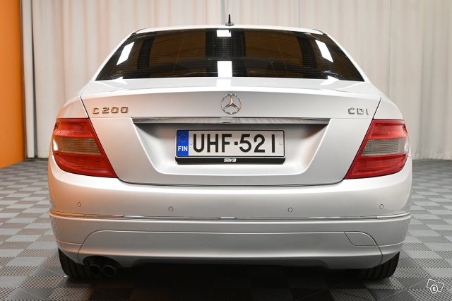 Mercedes-Benz C 6