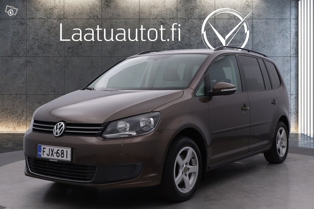 Volkswagen Touran 1