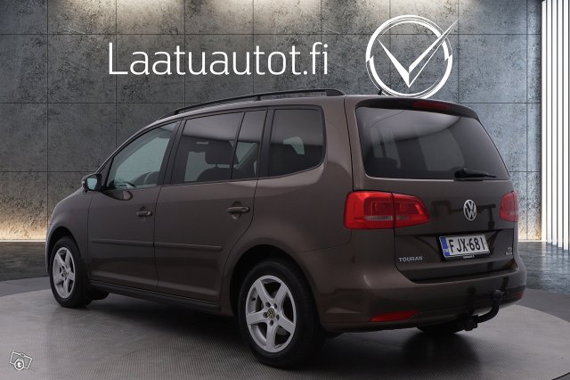 Volkswagen Touran 3