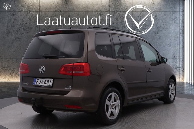 Volkswagen Touran 4