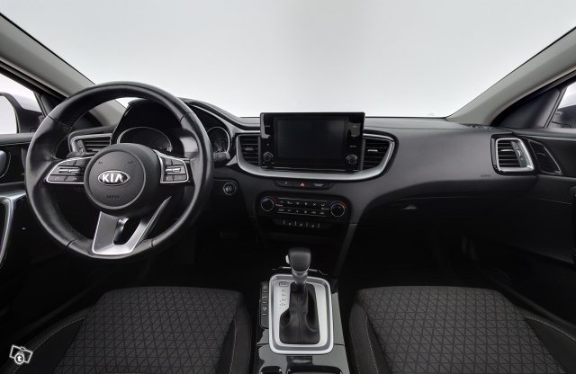 Kia Ceed 11