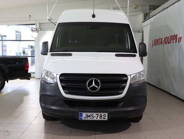 Mercedes-Benz Sprinter 2