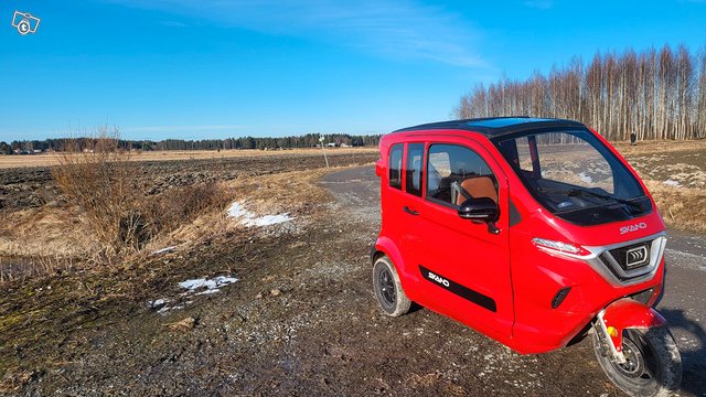 Kätevä sähkömopoauto kahdelle, kuva 1