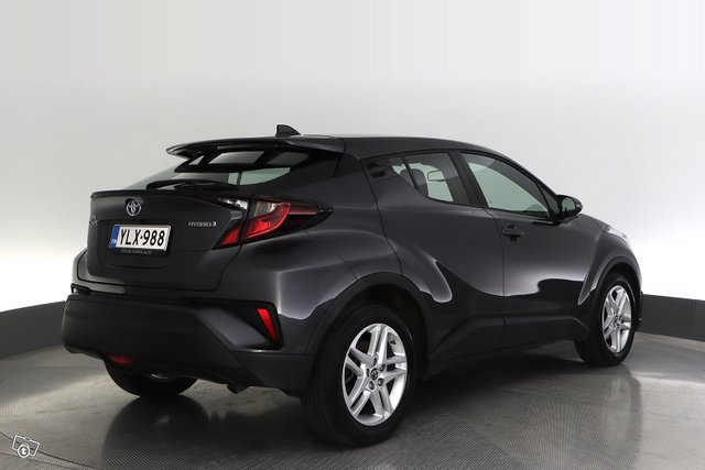 Toyota C-HR 5