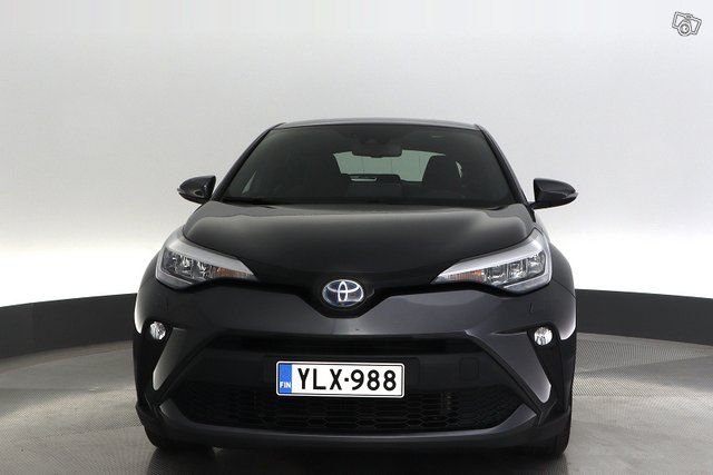 Toyota C-HR 8