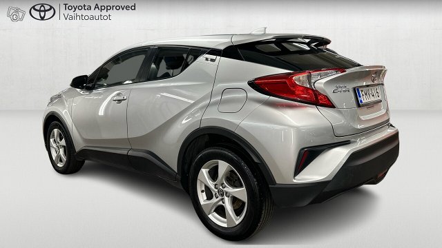 Toyota C-HR 3