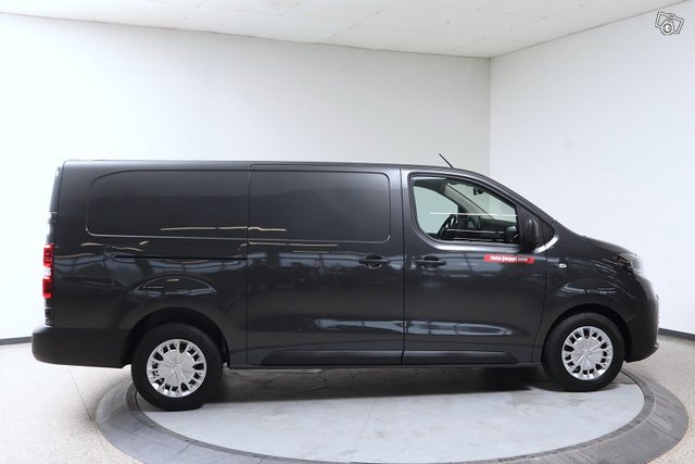 Toyota PROACE 4