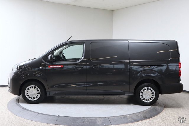 Toyota PROACE 8