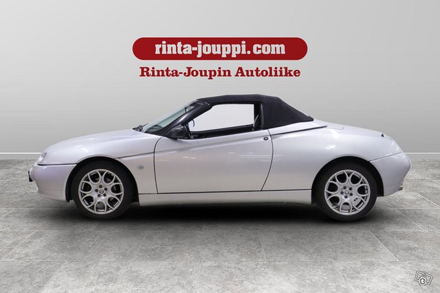 Alfa Romeo Spider 4