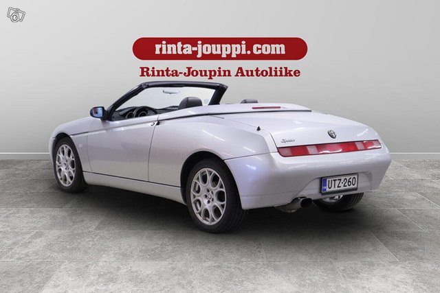 Alfa Romeo Spider 5