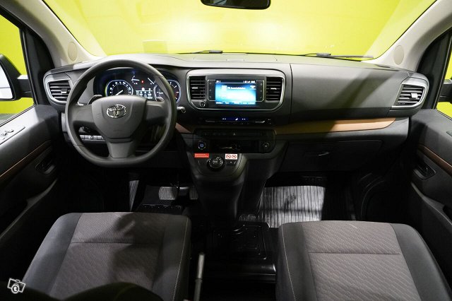 Toyota Proace Verso 15