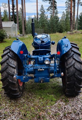 Fordson Major 4