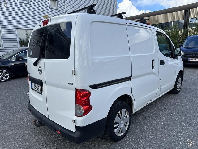 Nissan NV200 6