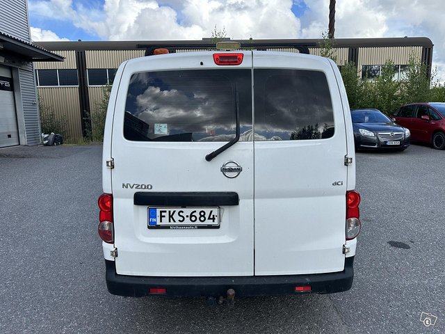 Nissan NV200 7