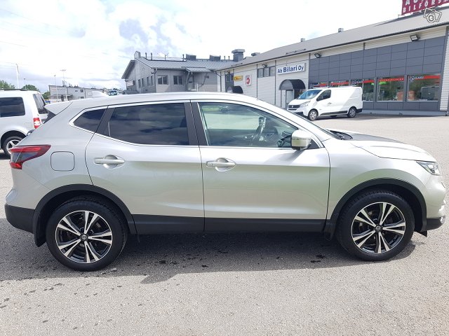 Nissan Qashqai 6