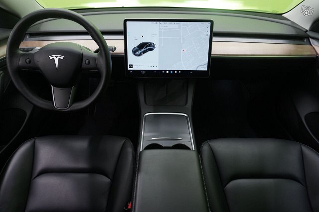 Tesla Model 3 12