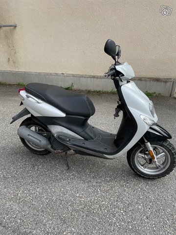 Yamaha neos 4 2