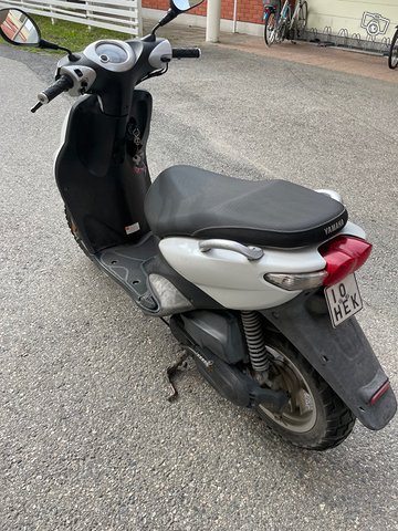 Yamaha neos 4 5