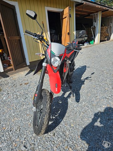 Aprilia sx 125 2