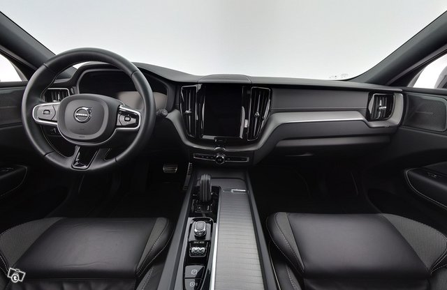 Volvo XC60 11