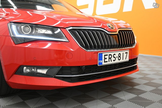 Skoda Superb 9