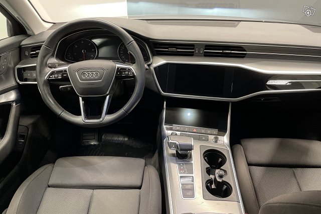 AUDI A6 7