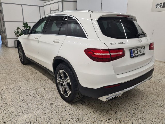 MERCEDES-BENZ GLC 3