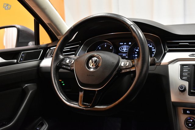 Volkswagen Passat 15