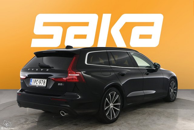 Volvo V60 8