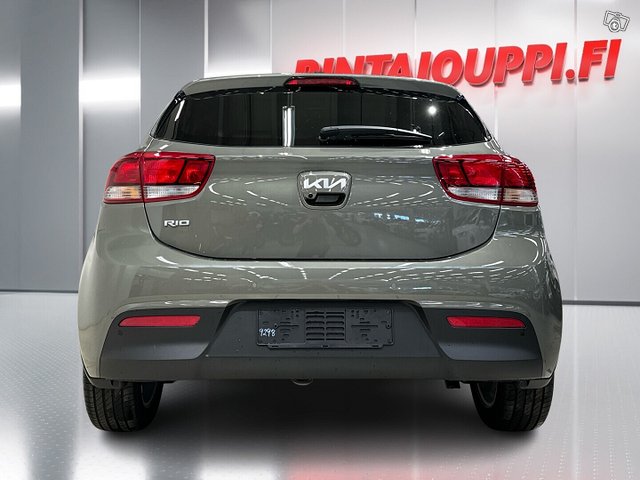 KIA Rio 5