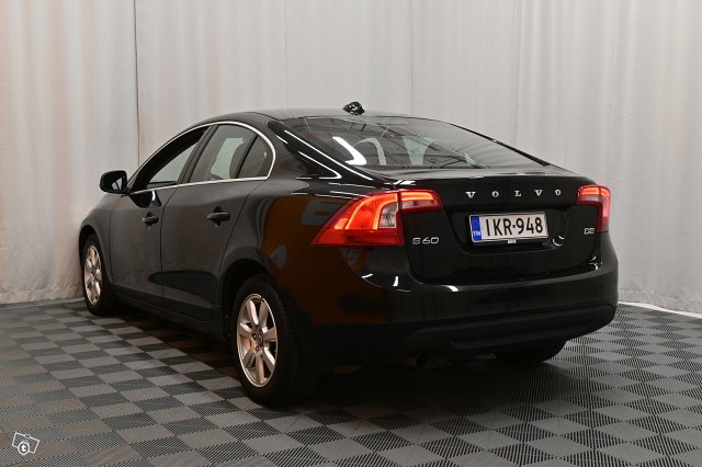 Volvo S60 5