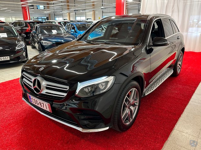 Mercedes-Benz GLC 7