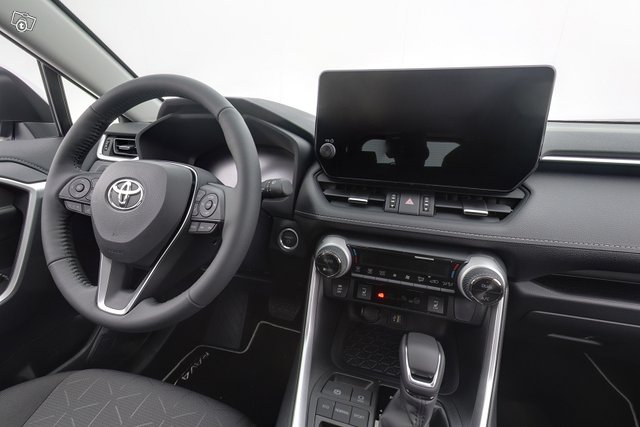 Toyota RAV4 12